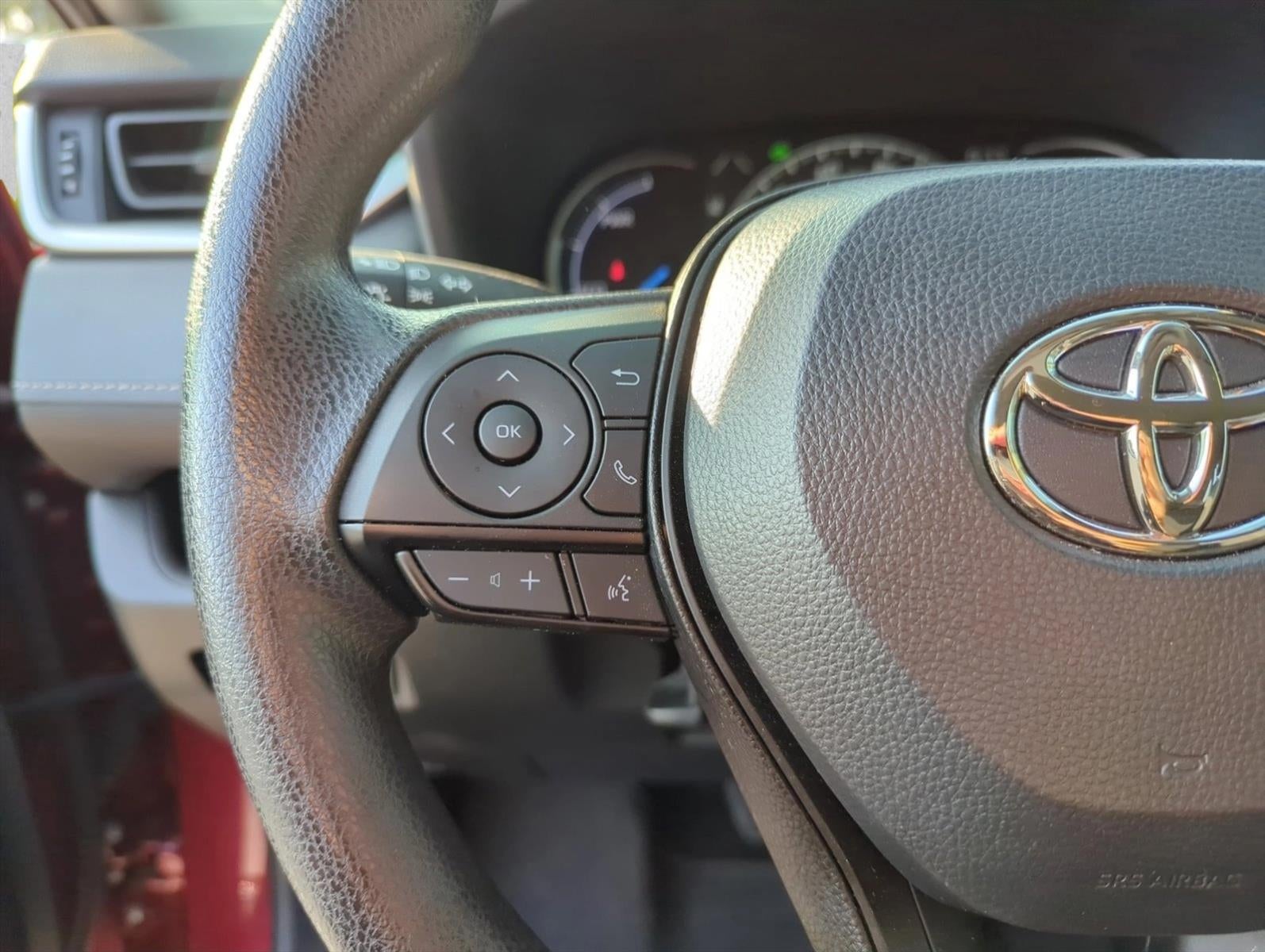 2025 Toyota RAV4 Hybrid XLE AWD (Natl)