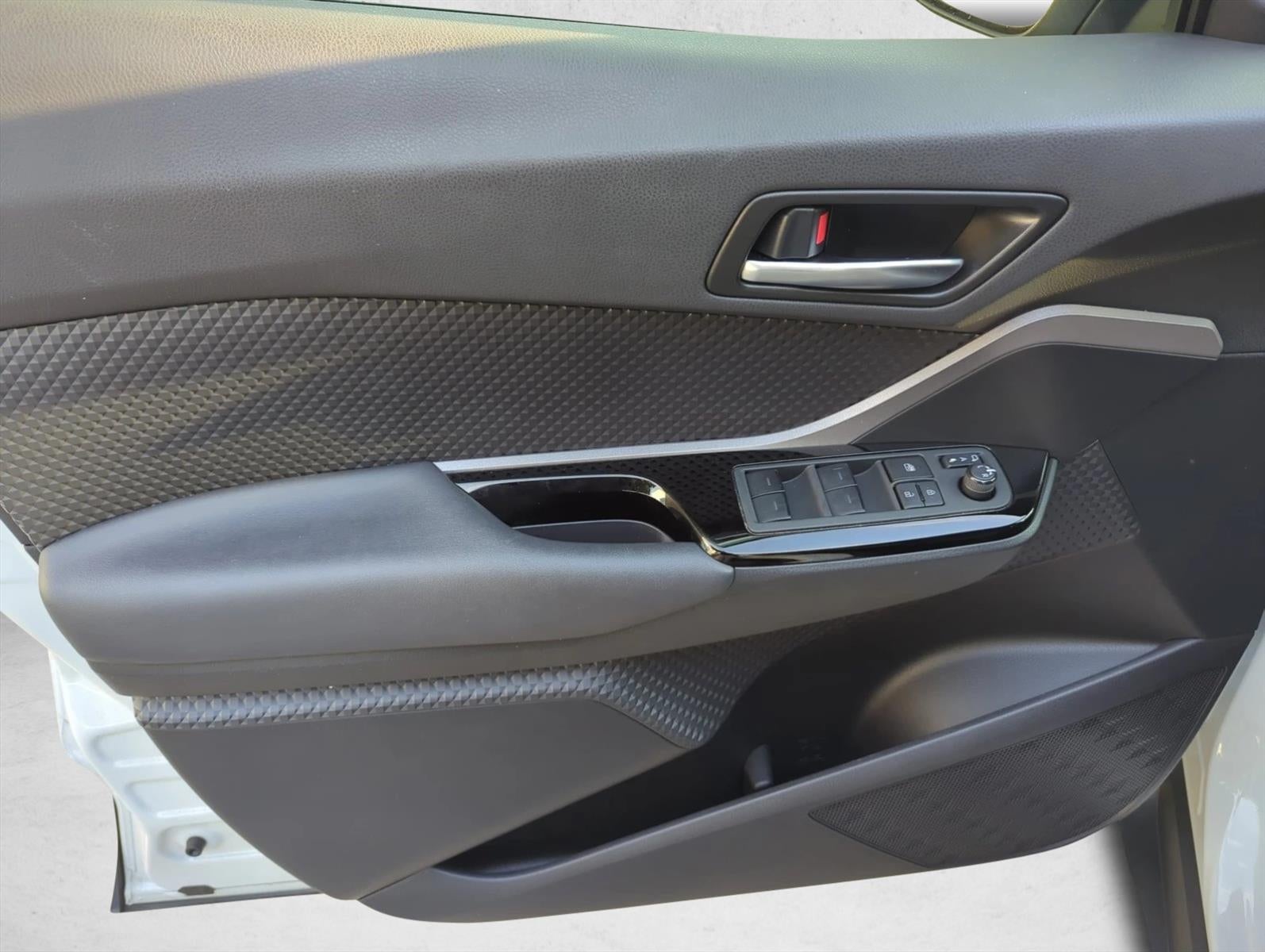 2022 Toyota C-HR Nightshade FWD (Natl)