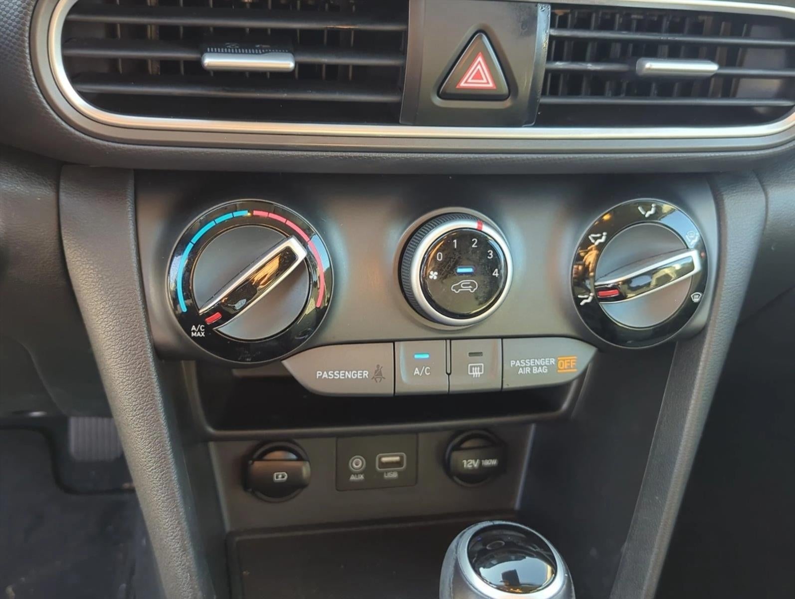 2021 Hyundai KONA SEL Auto FWD