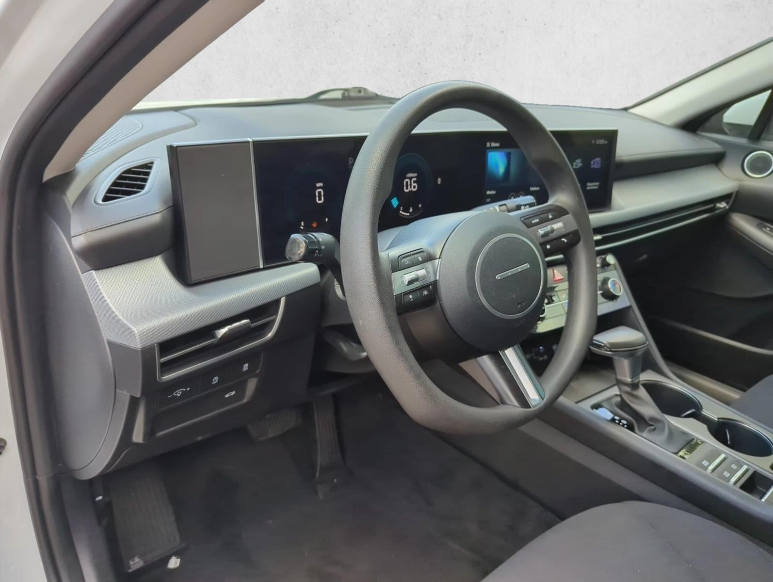 2025 Hyundai SONATA SE FWD