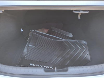 2024 Hyundai ELANTRA Limited IVT