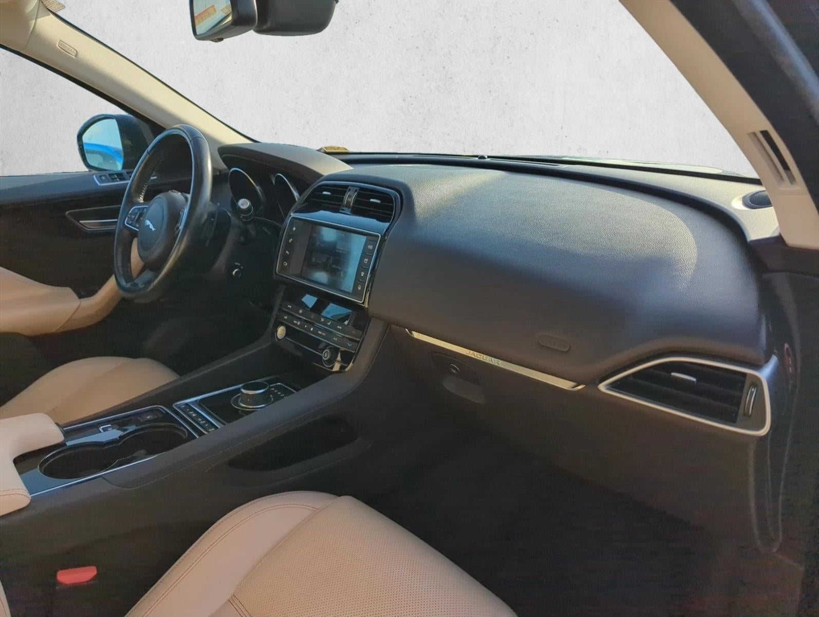 2017 Jaguar F-PACE 35t Prestige AWD