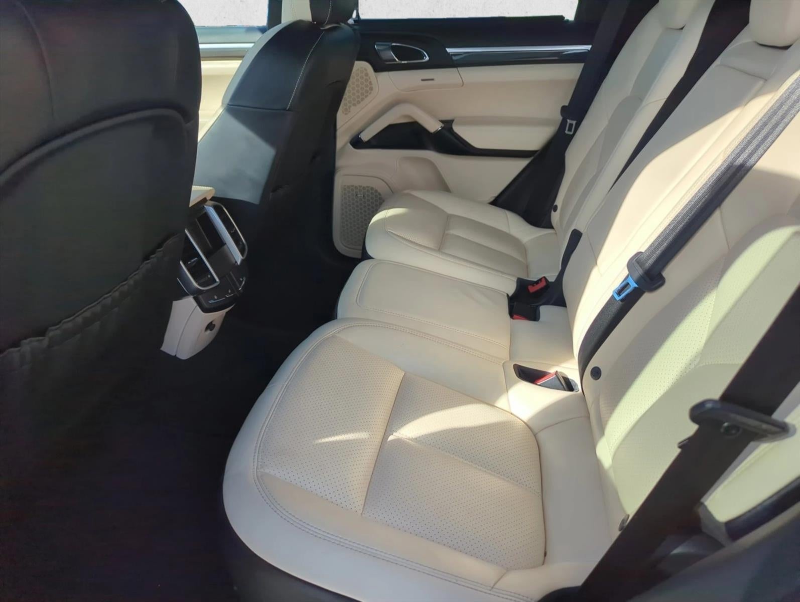 2017 Porsche Cayenne GTS AWD