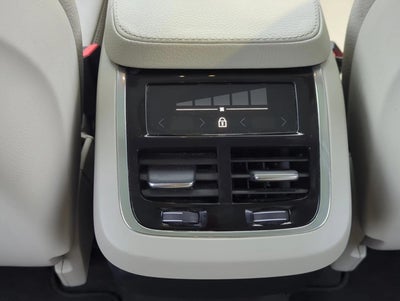 2022 Volvo XC90 T5 FWD Momentum 7P