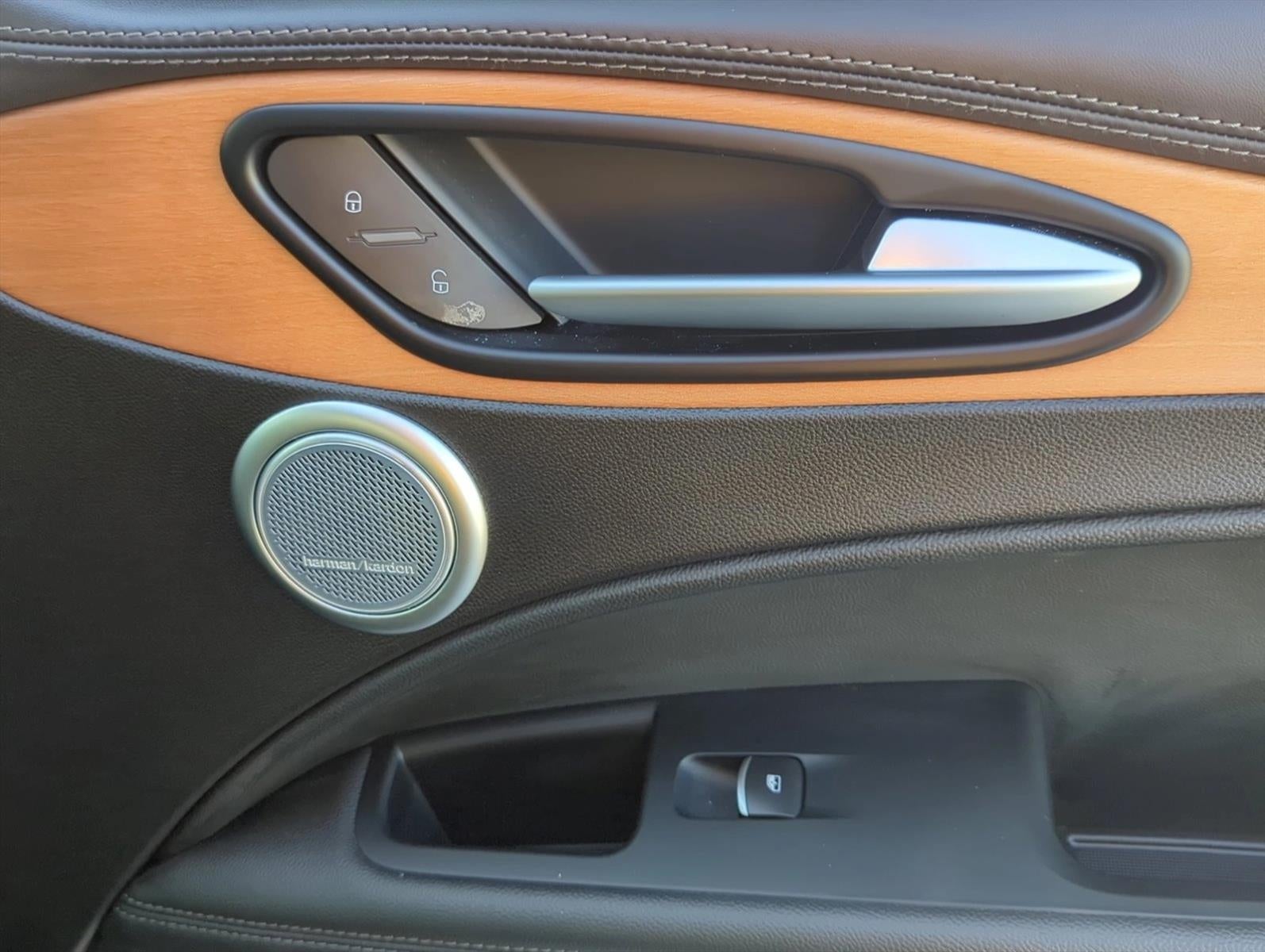 2019 Alfa Romeo Stelvio Ti Lusso AWD