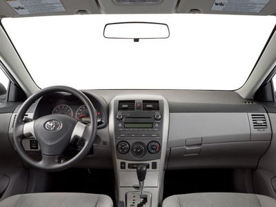 2012 Toyota Corolla 4dr Sdn Auto LE (Natl)