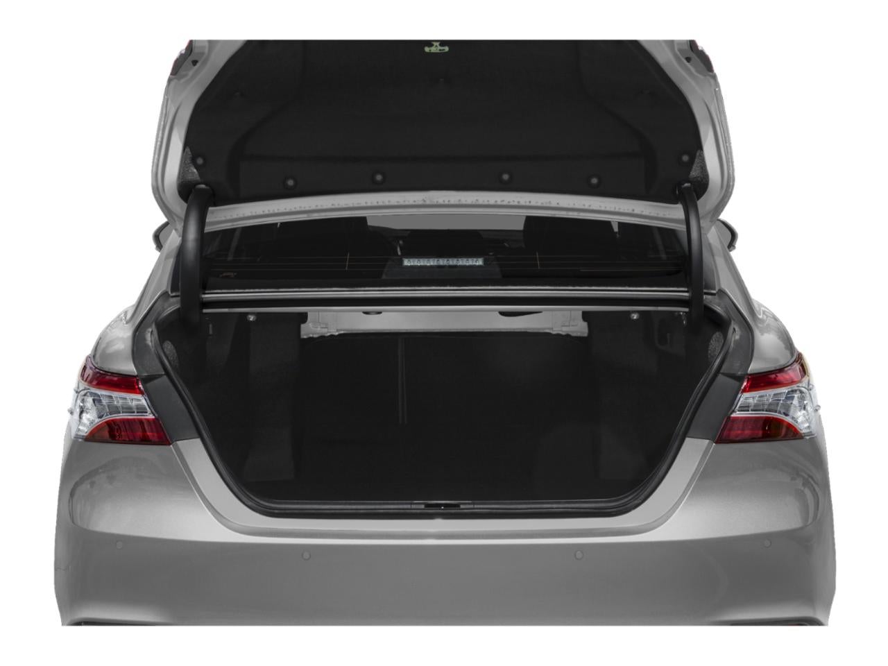 2020 Toyota Camry XLE Auto (SE)