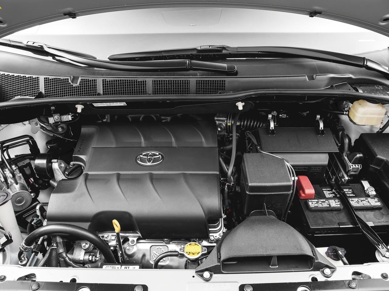 2017 Toyota Sienna XLE FWD 8-Passenger (Natl)