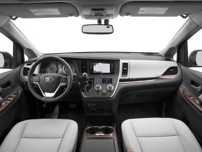 2017 Toyota Sienna XLE FWD 8-Passenger (Natl)