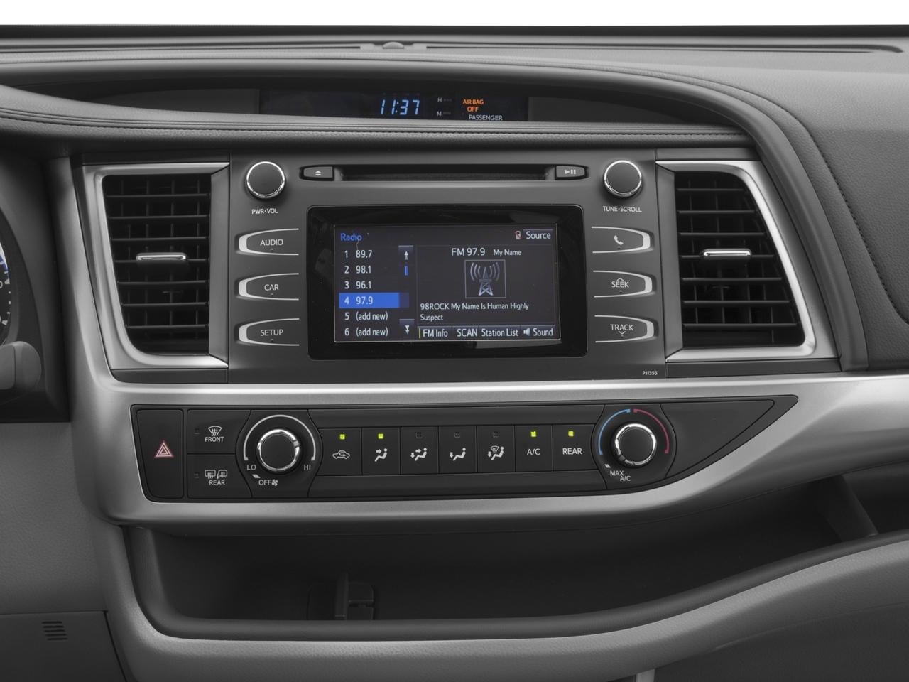 2017 Toyota Highlander LE I4 FWD (Natl)