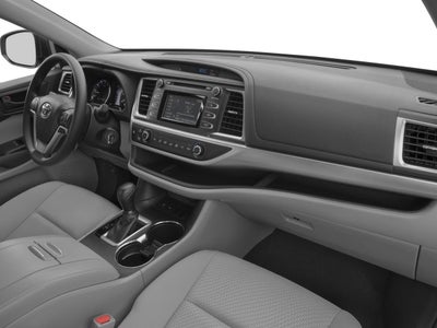 2017 Toyota Highlander LE V6 FWD (GS)