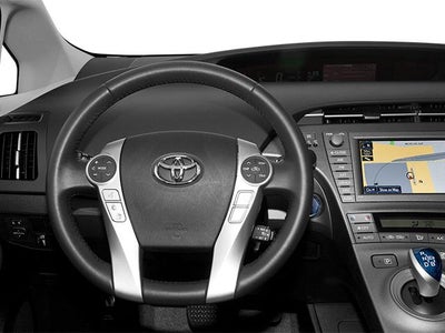2013 Toyota Prius 5dr HB Two (Natl)