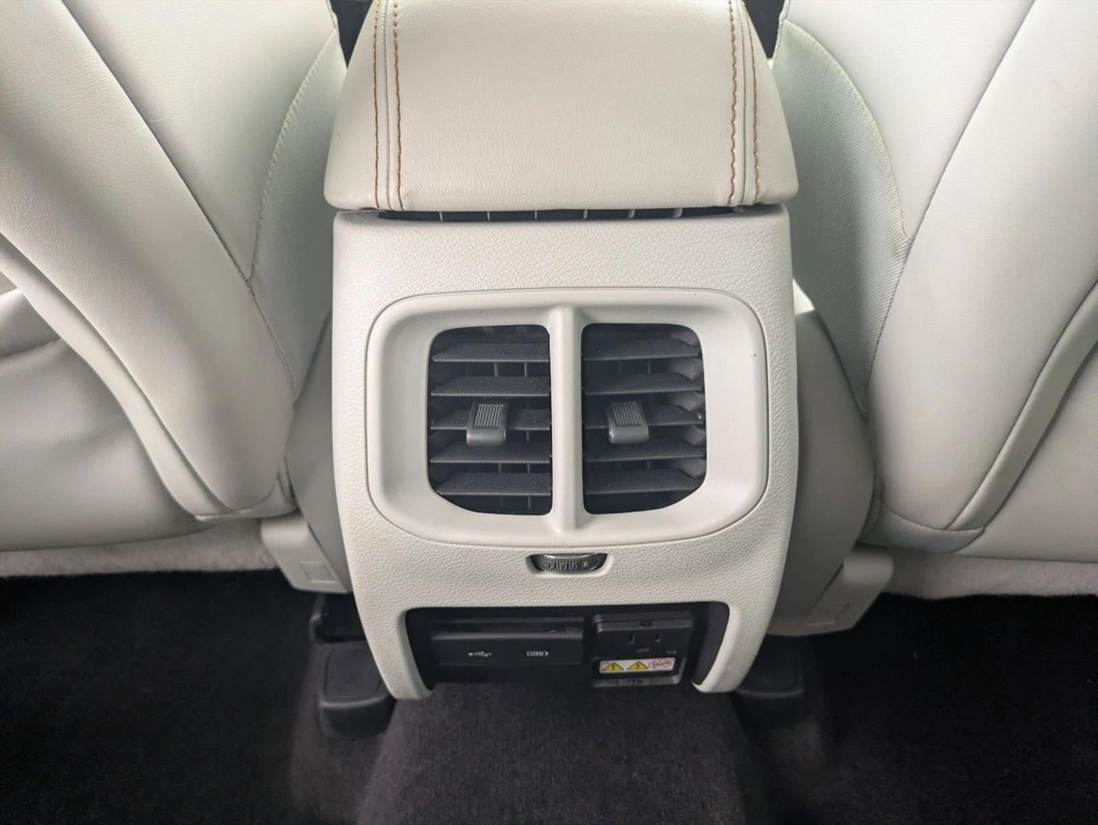 2019 Jeep Cherokee Limited FWD