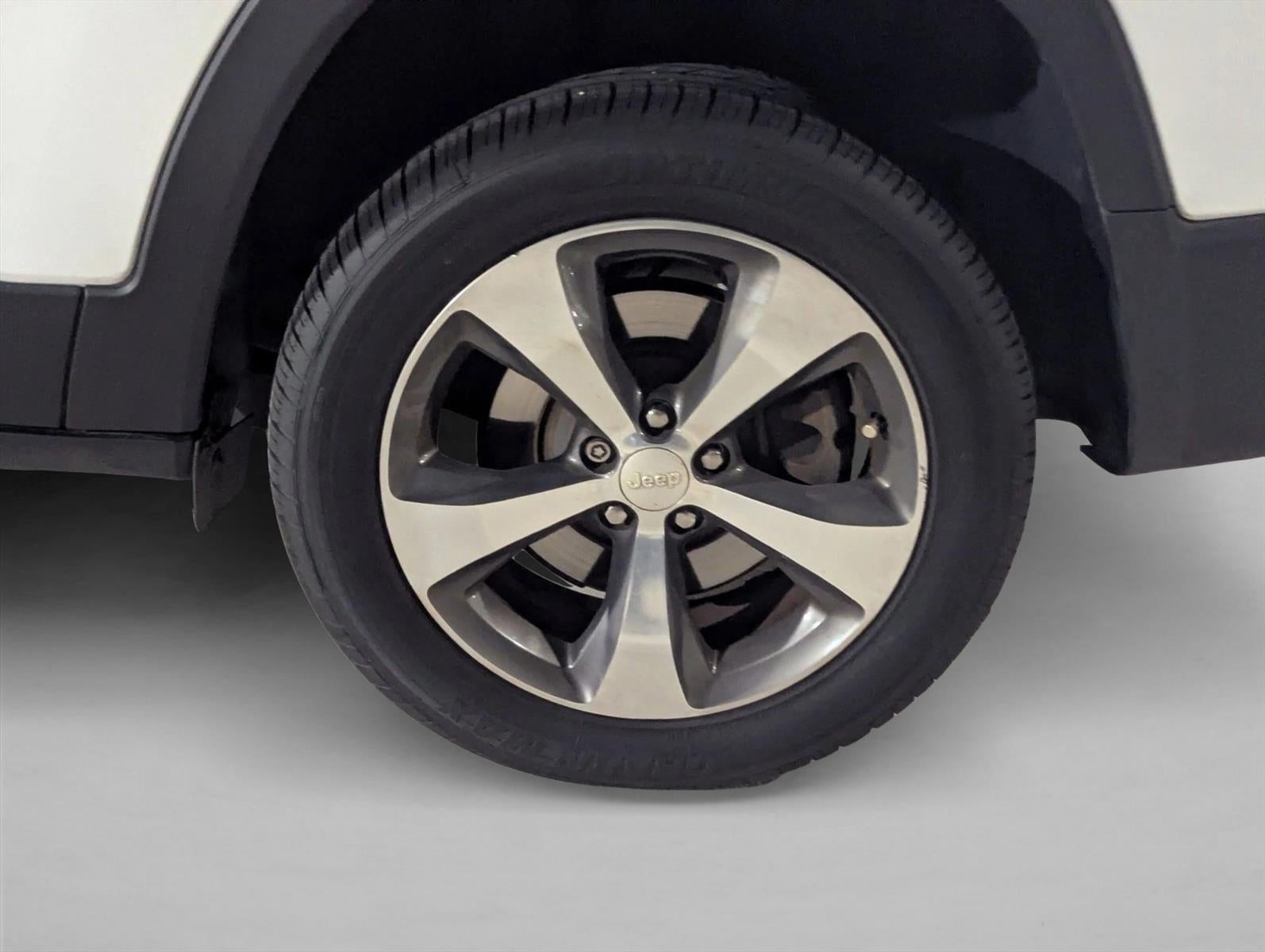 2019 Jeep Cherokee Limited FWD