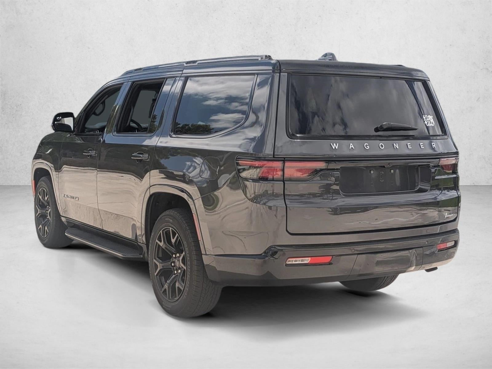 2022 Jeep Wagoneer Series II 4x2