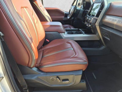 2022 Ford Super Duty F-250 SRW Platinum 4WD Crew Cab 6.75' Box
