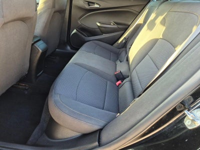 2018 Chevrolet Cruze Sedan LS (Automatic)