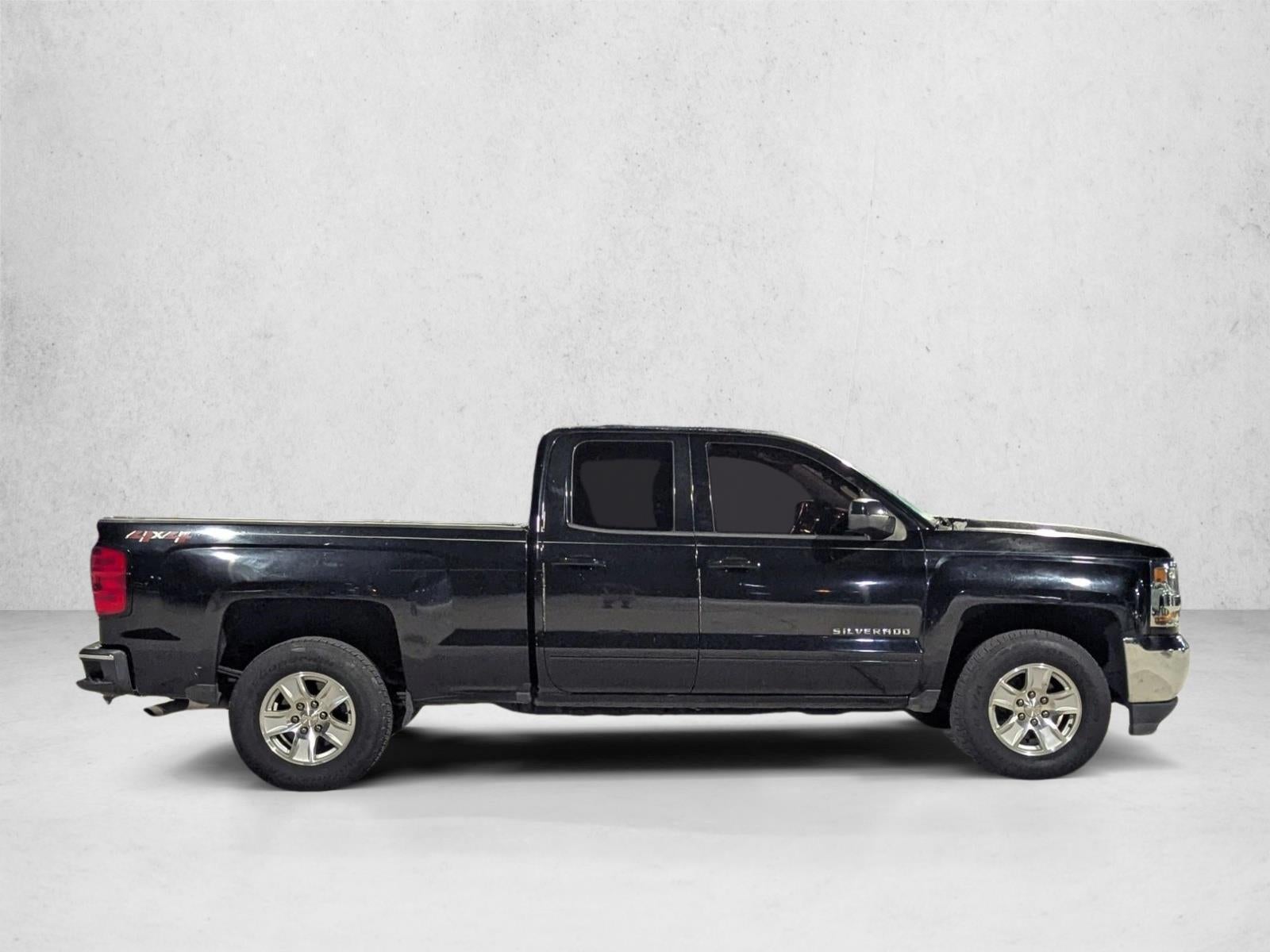2018 Chevrolet Silverado 1500 Double Cab Standard Box 4-Wheel Drive LT