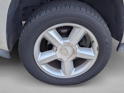 2008 Chevrolet Suburban 2WD 4dr 1500 LT w/1LT