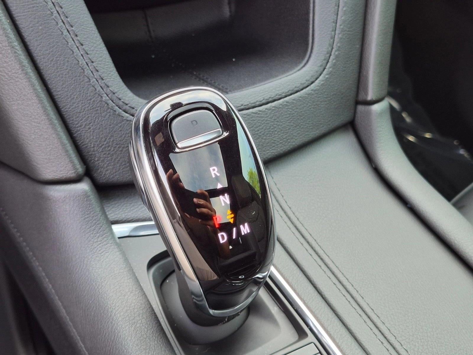 2025 Cadillac XT6 FWD 4dr Luxury