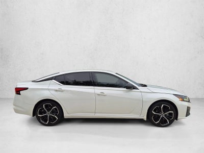2024 Nissan Altima 2.5 SR Sedan