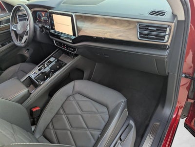 2024 Volkswagen Atlas 2.0T SE w/Technology FWD