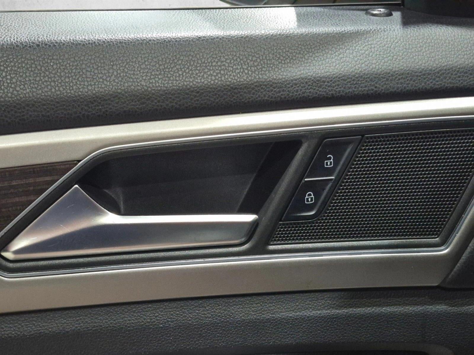 2019 Volkswagen Atlas 3.6L V6 SE w/Technology FWD