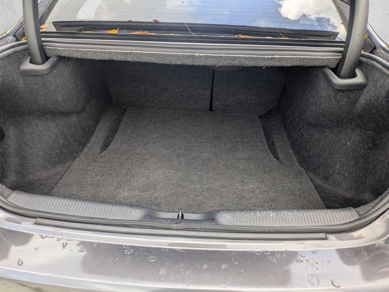 2015 Dodge Charger 4dr Sdn SE RWD