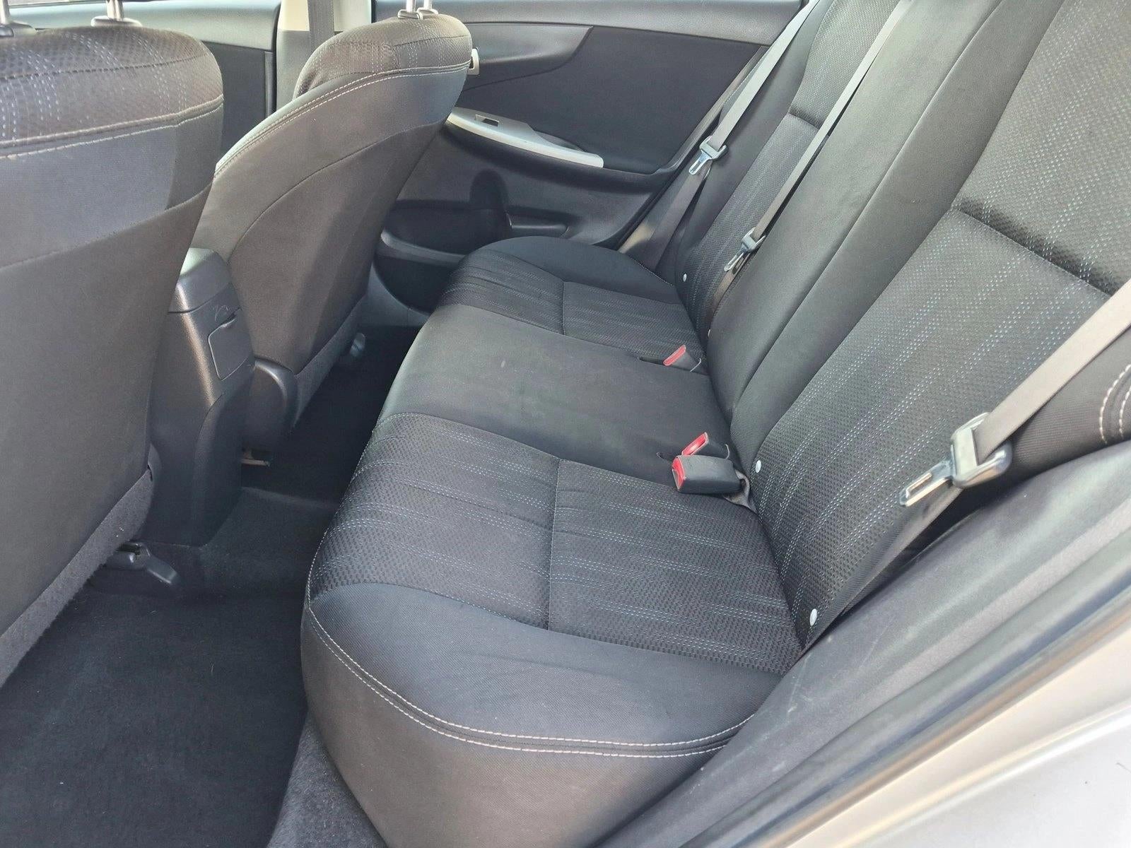 2013 Toyota Corolla 4dr Sdn Man S (Natl)