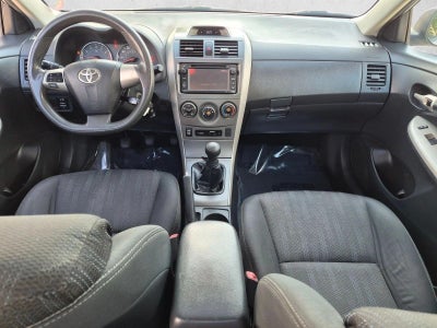 2013 Toyota Corolla 4dr Sdn Man S (Natl)