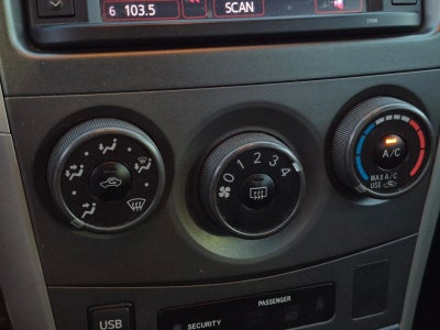 2013 Toyota Corolla 4dr Sdn Man S (Natl)