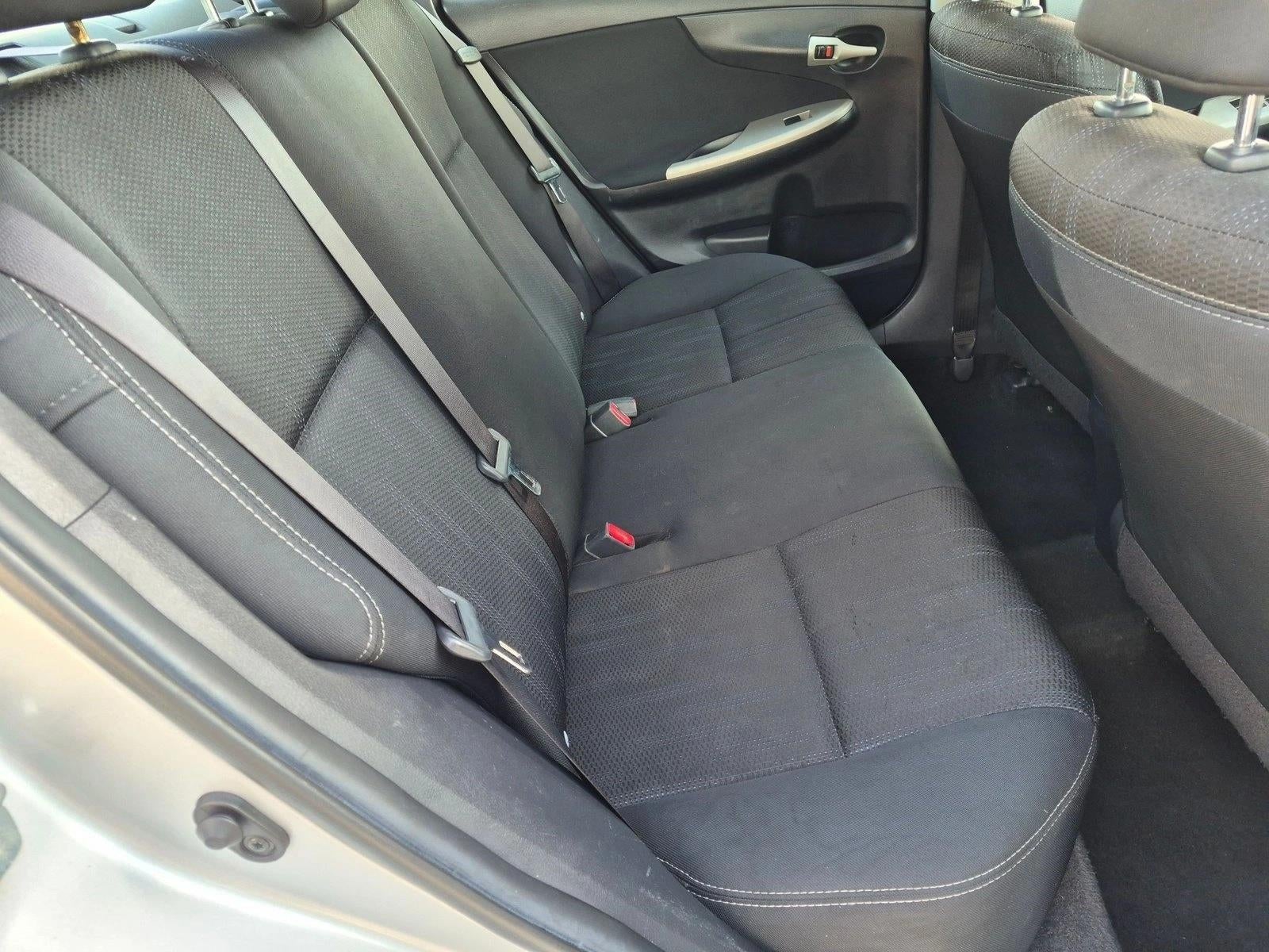 2013 Toyota Corolla 4dr Sdn Man S (Natl)