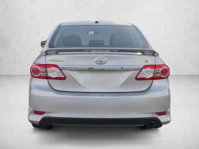 2013 Toyota Corolla 4dr Sdn Man S (Natl)
