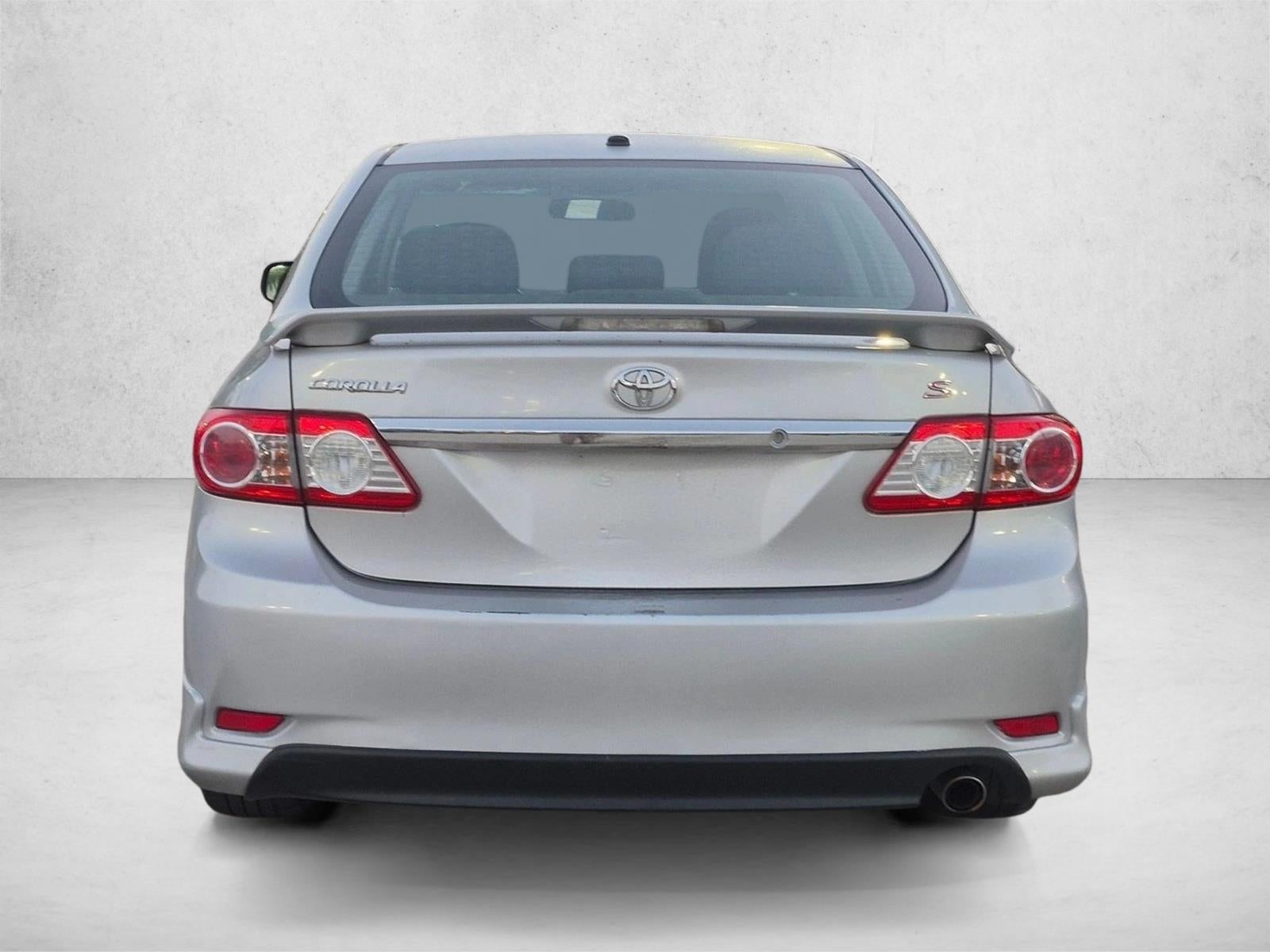 2013 Toyota Corolla 4dr Sdn Man S (Natl)