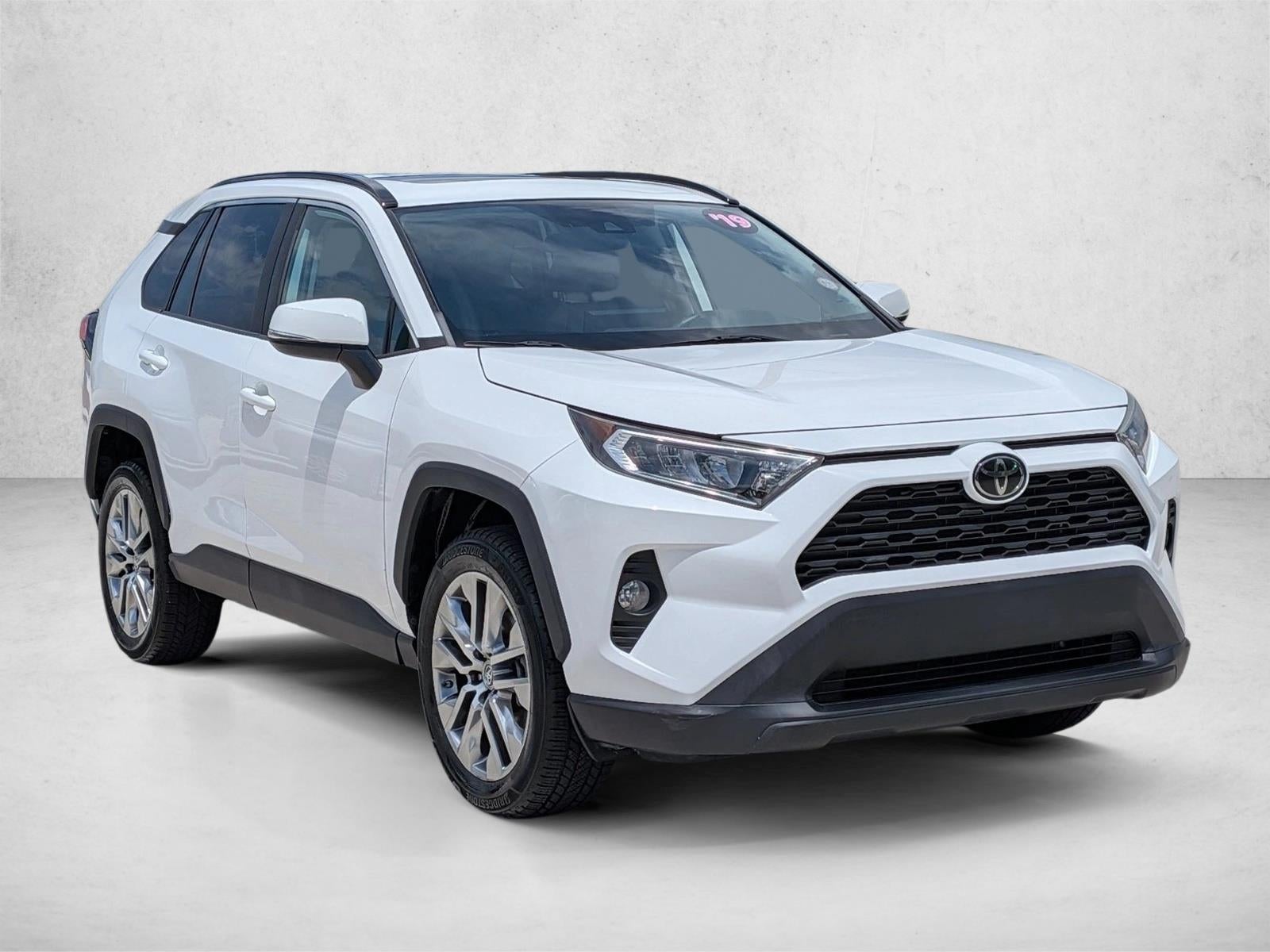 2019 Toyota RAV4 XLE Premium FWD (Natl)