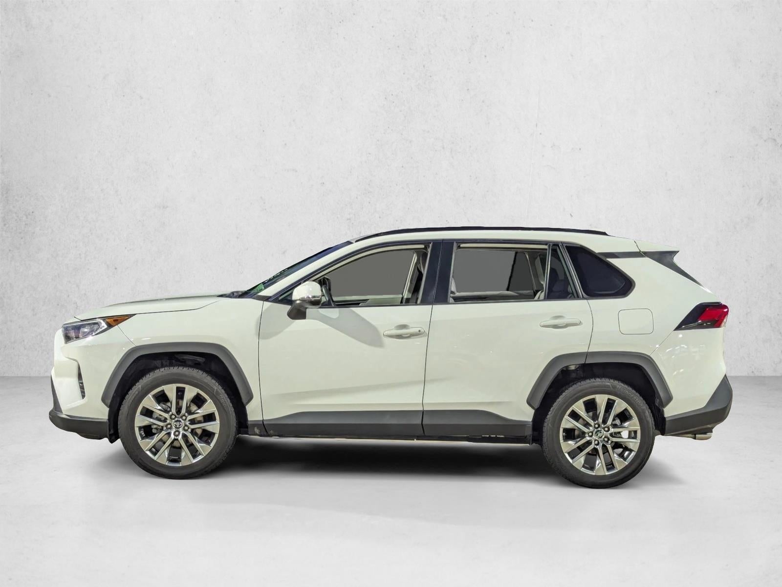 2019 Toyota RAV4 XLE Premium FWD (Natl)