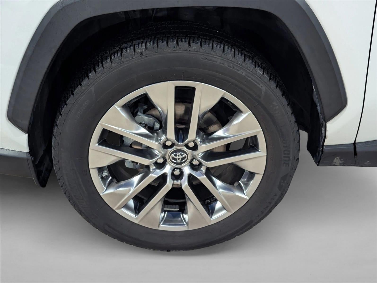 2019 Toyota RAV4 XLE Premium FWD (Natl)