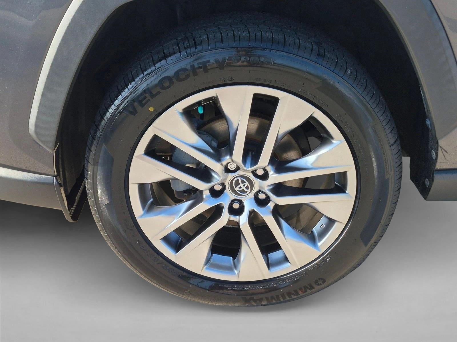 2020 Toyota RAV4 XLE Premium FWD (Natl)