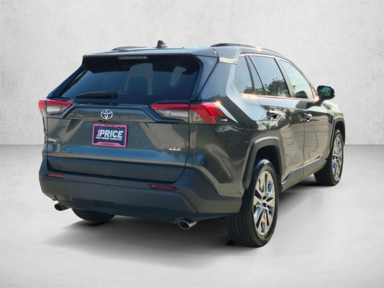 2020 Toyota RAV4 XLE Premium FWD (Natl)