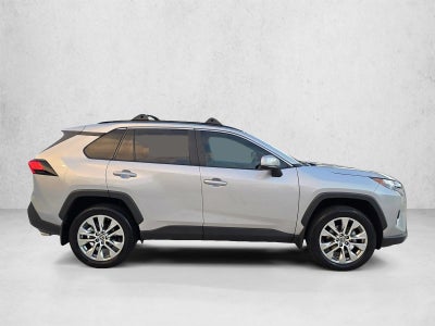 2024 Toyota RAV4 XLE Premium FWD (Natl)