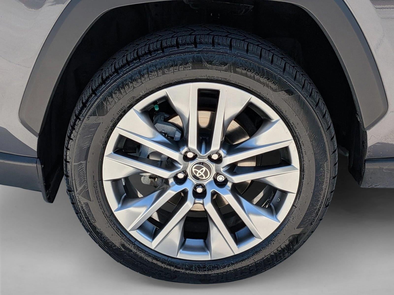 2022 Toyota RAV4 XLE Premium FWD (Natl)
