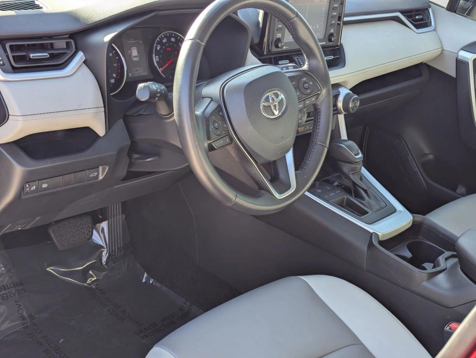 2020 Toyota RAV4 XLE Premium FWD (Natl)