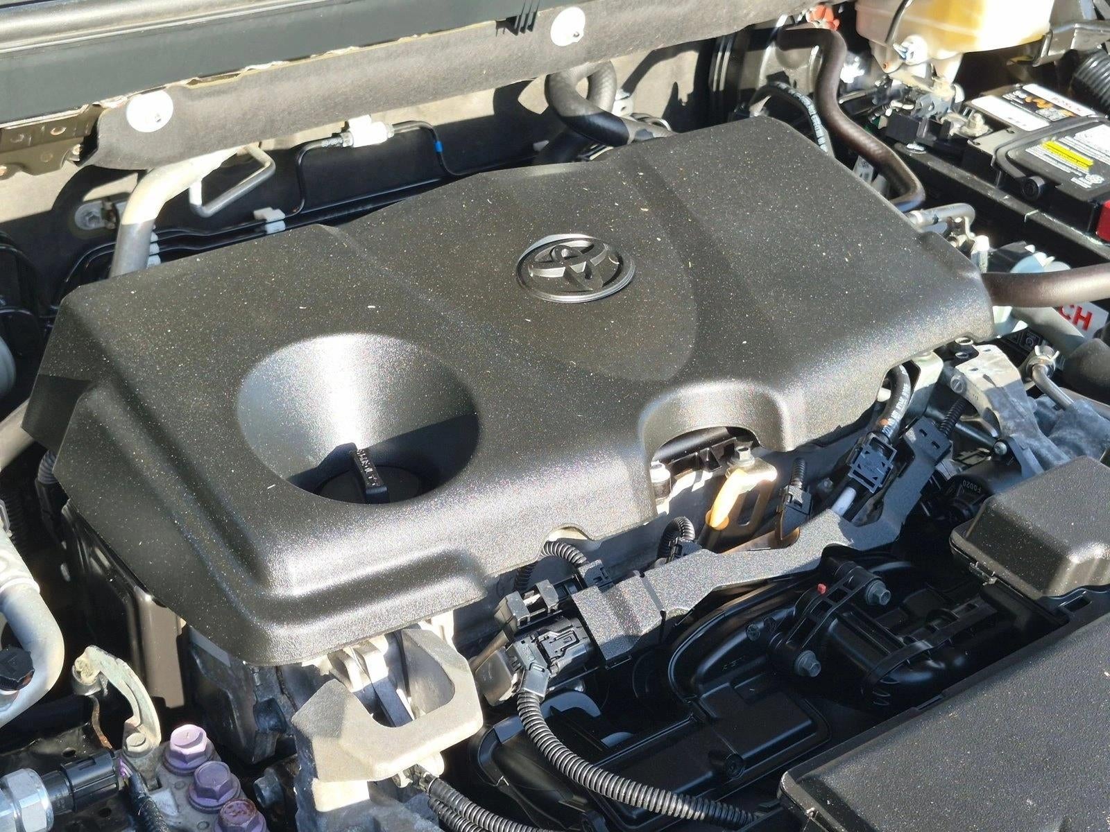 2021 Toyota RAV4 LE AWD (Natl)