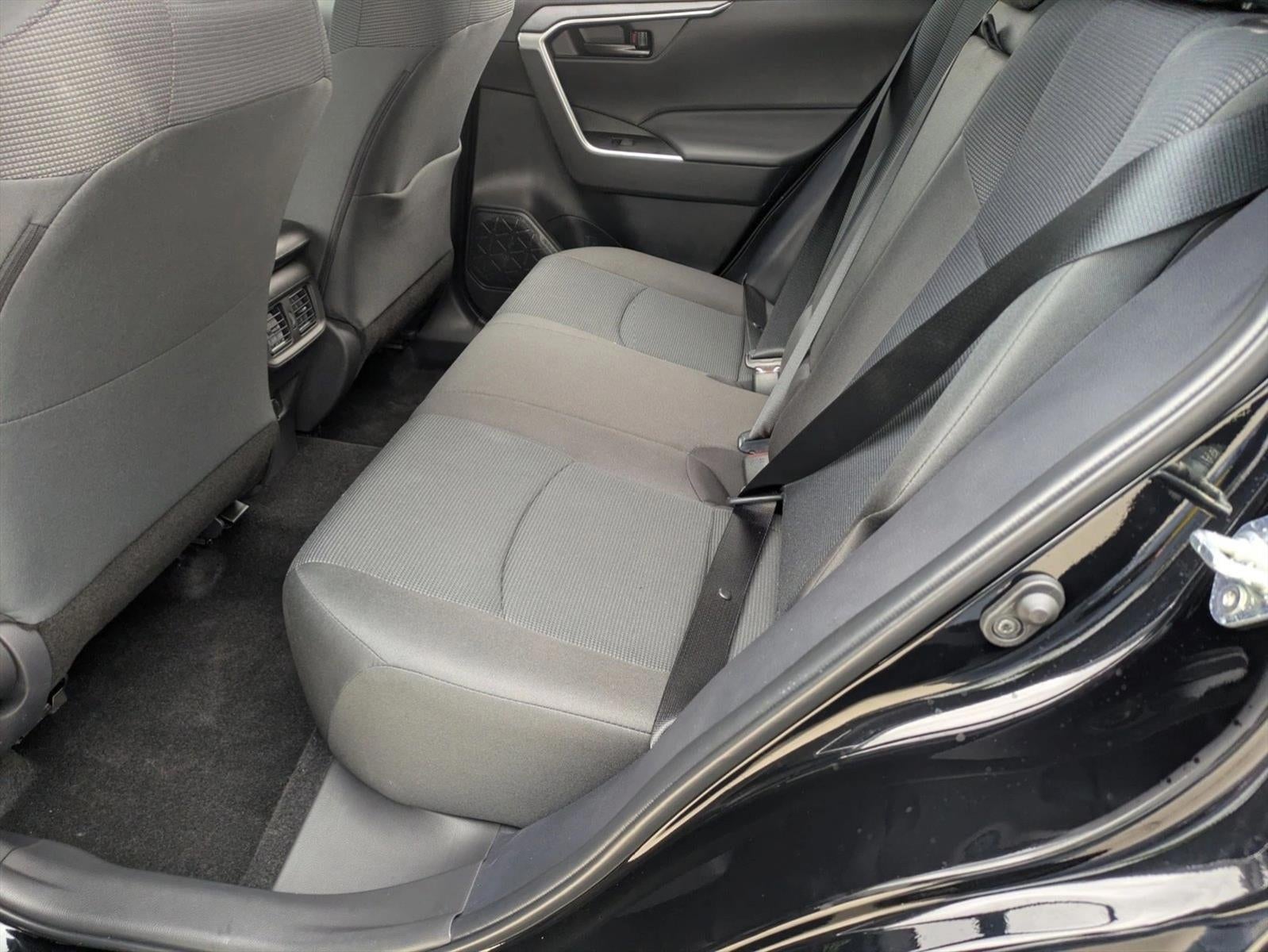 2025 Toyota RAV4 LE AWD (Natl)