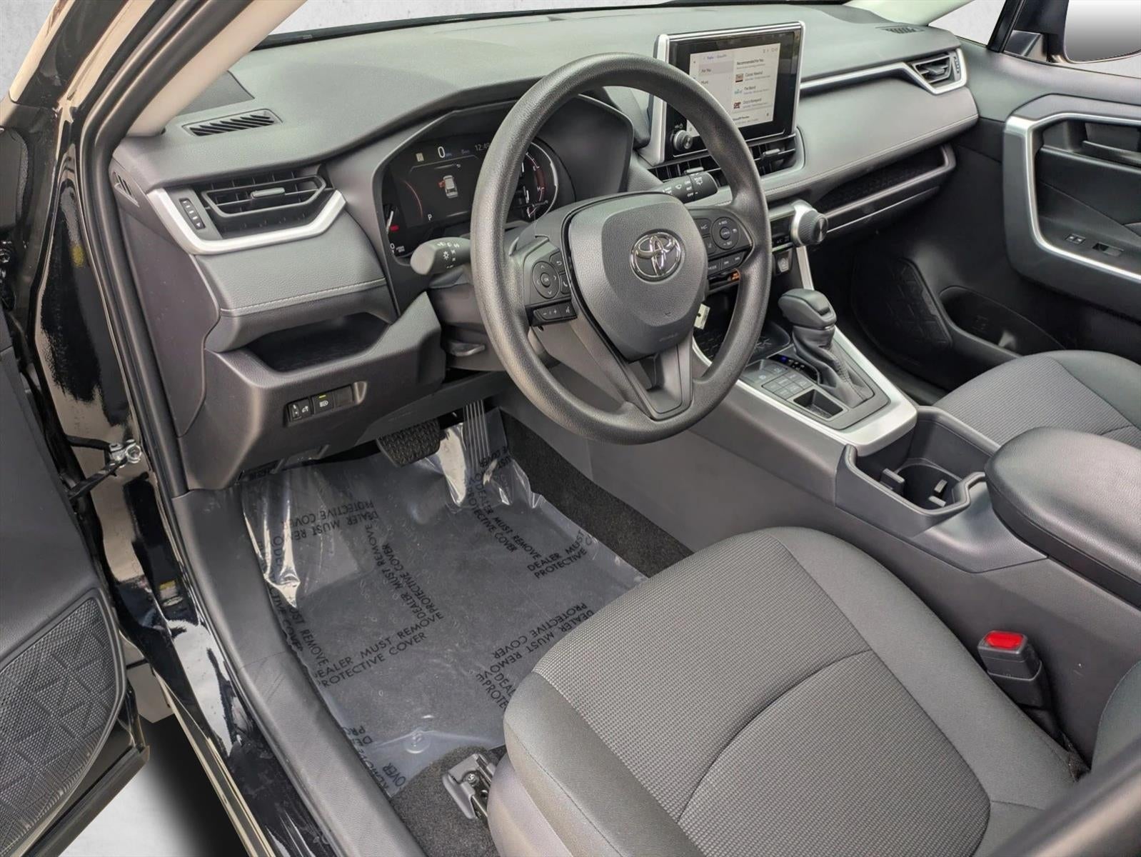 2025 Toyota RAV4 LE AWD (Natl)