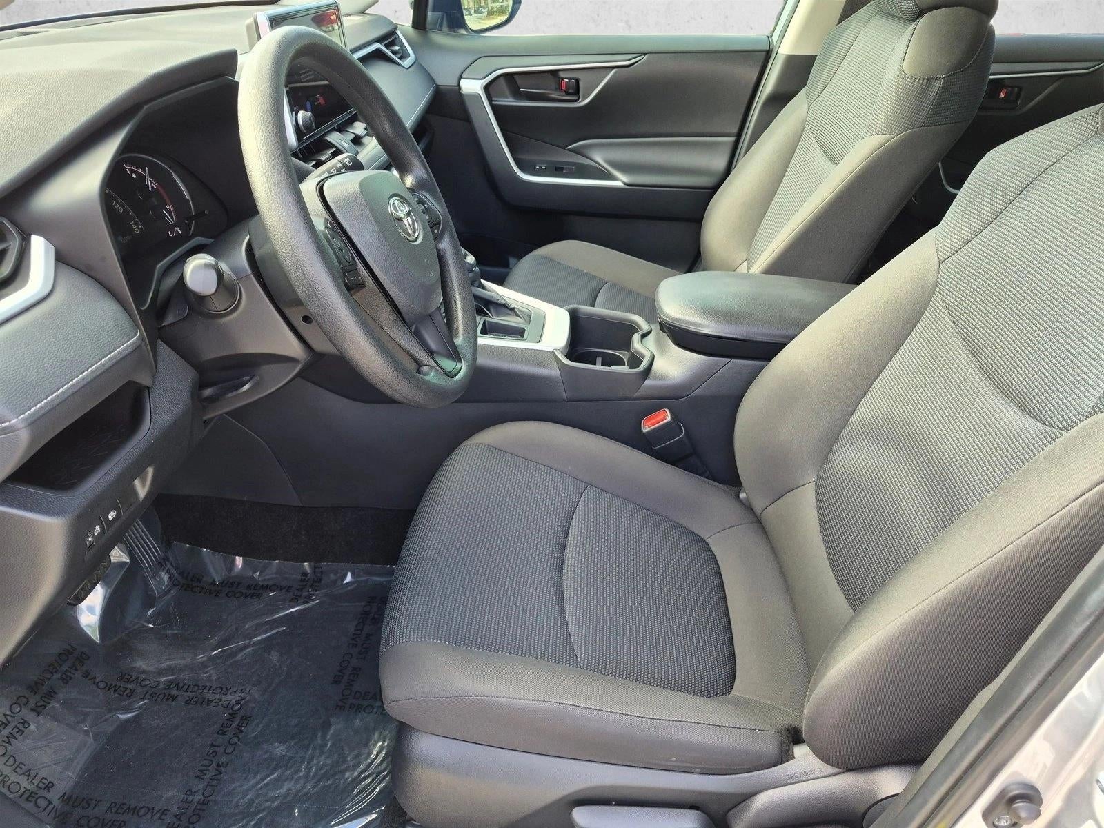 2024 Toyota RAV4 LE FWD (GS)