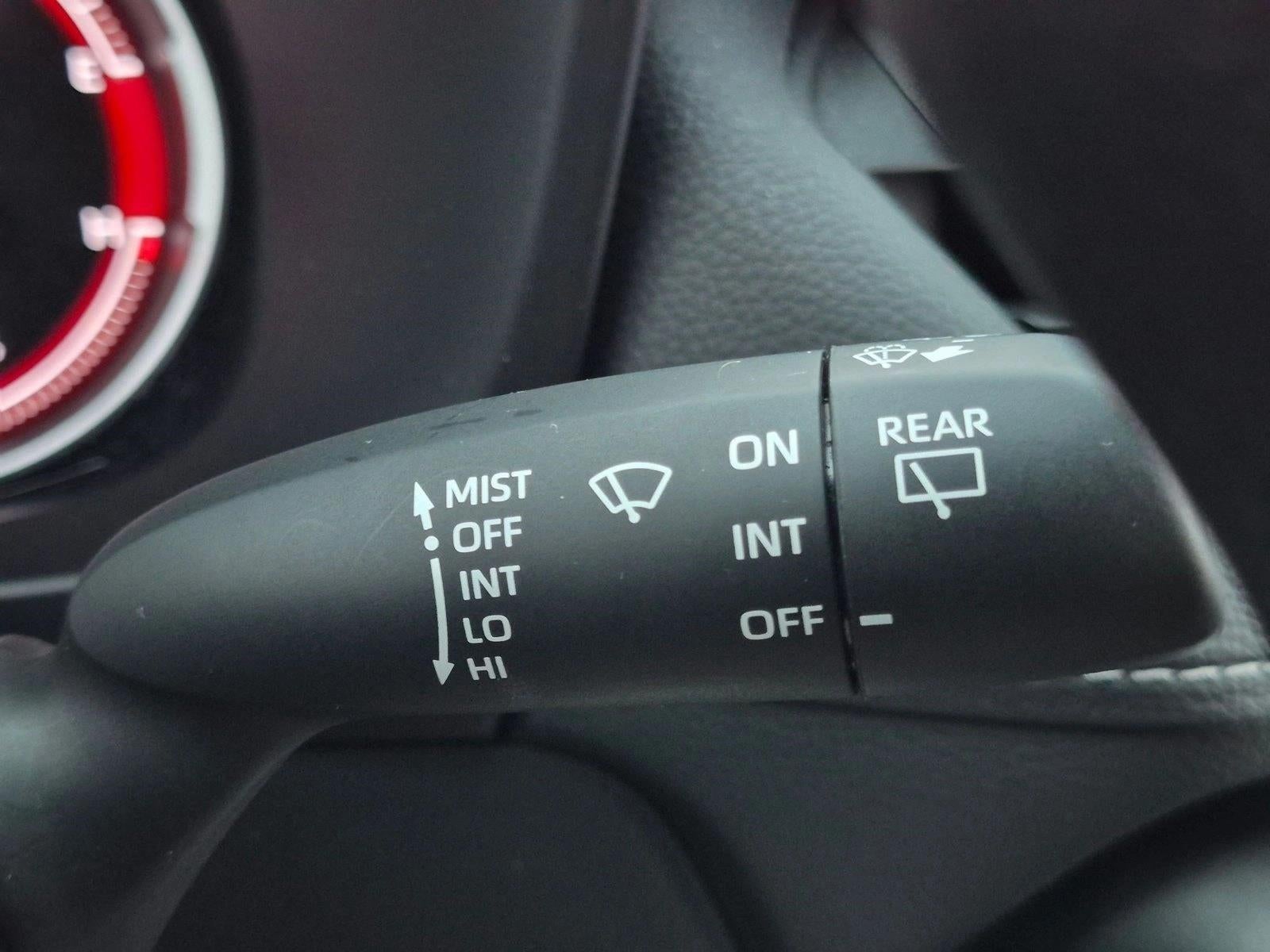 2024 Toyota RAV4 LE FWD (GS)