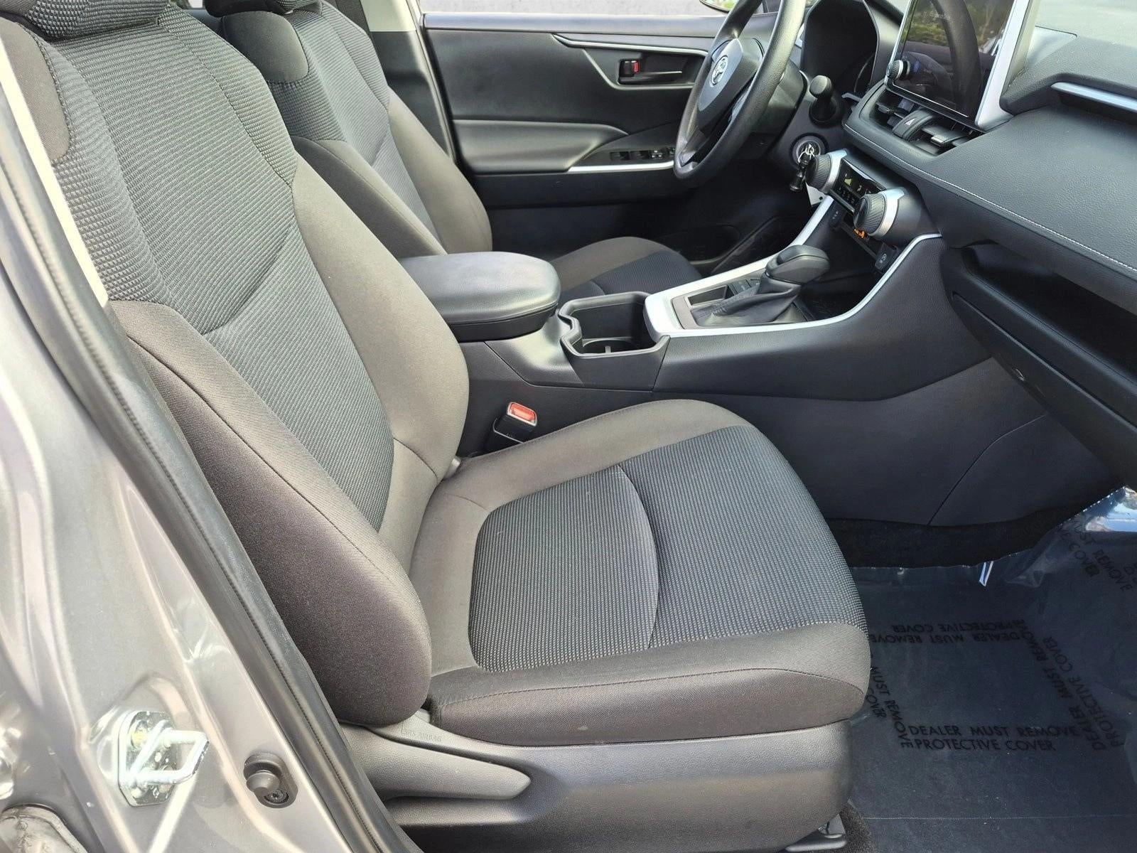 2024 Toyota RAV4 LE FWD (GS)