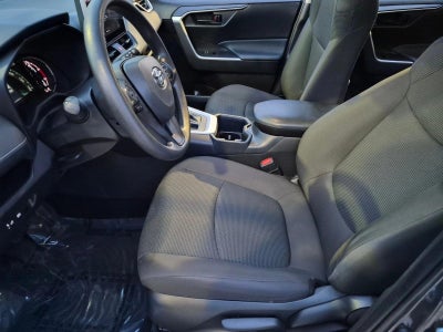 2025 Toyota RAV4 LE FWD (GS)