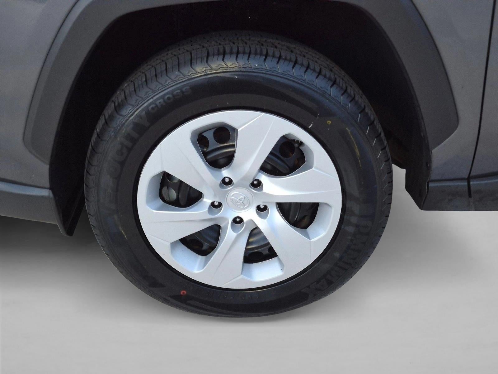 2025 Toyota RAV4 LE FWD (GS)